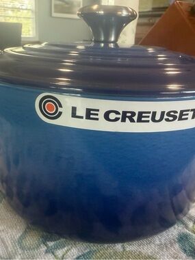 Le Creuset Azure 5.25 Tall Dutch Oven